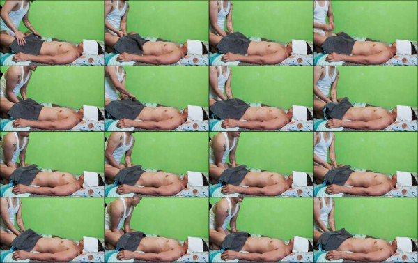 Instruktur Gym Ngentot Gay
